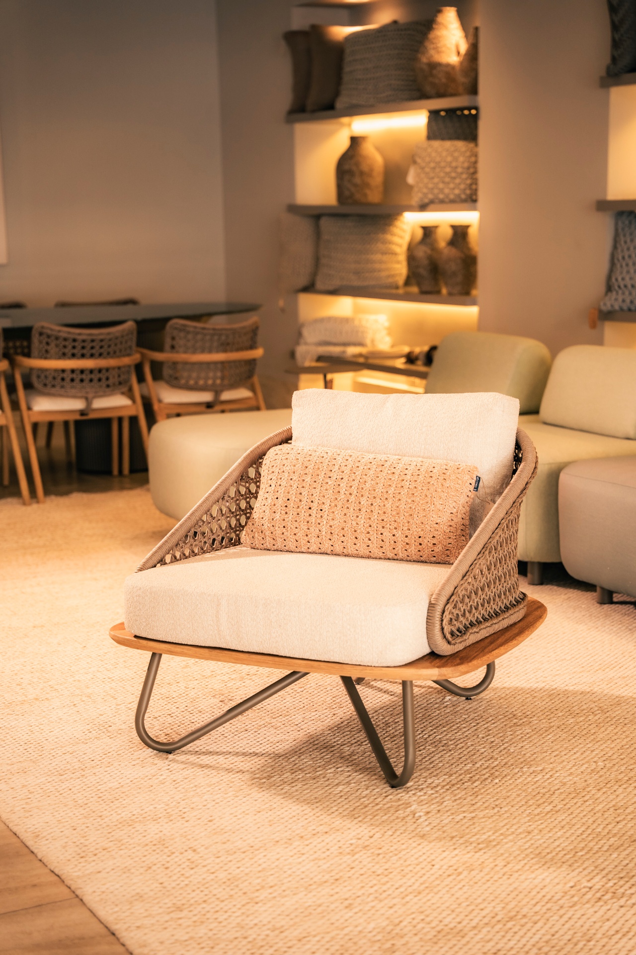 Ambiente com Poltrona Armani 2